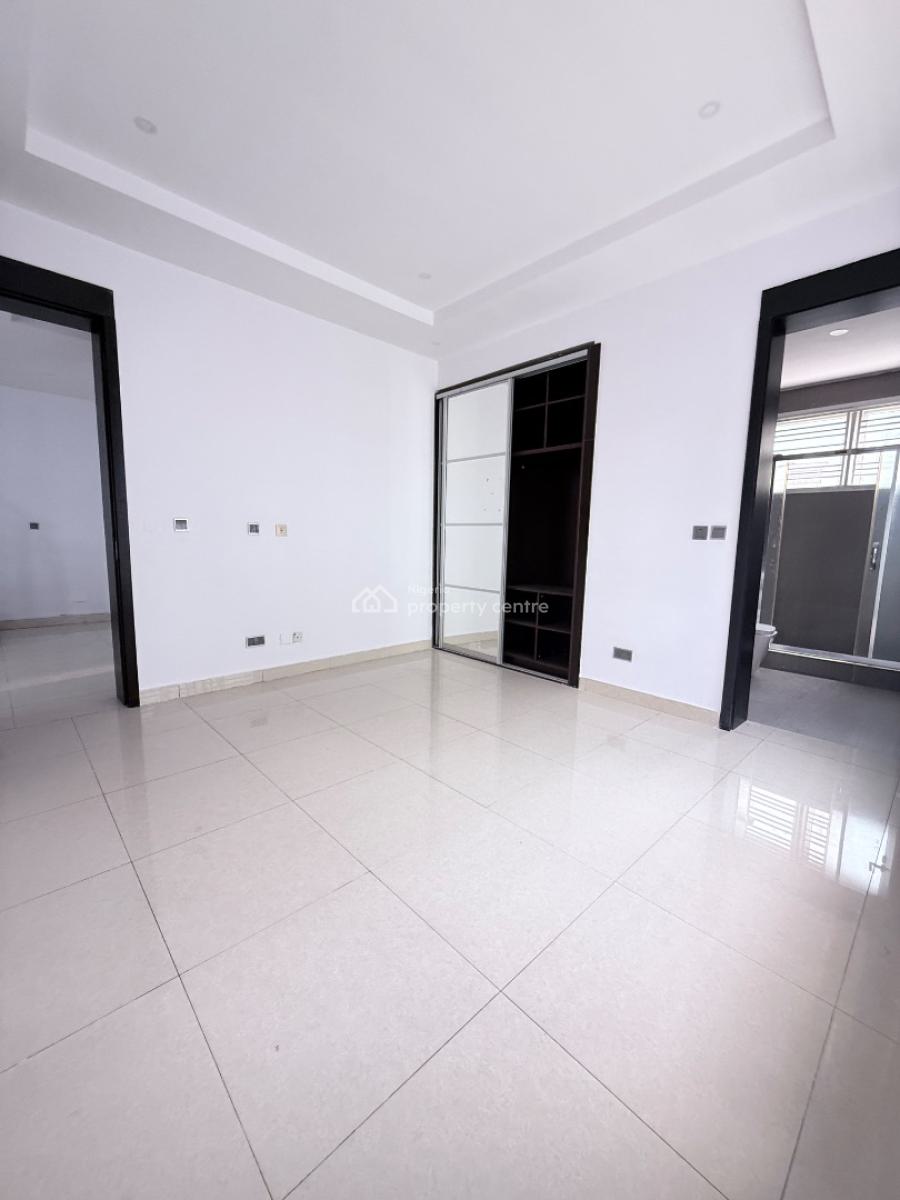 5-bedroom Semi-detached Duplex with Bq, Osapa, Lekki, Lagos, Semi-detached Duplex for Sale