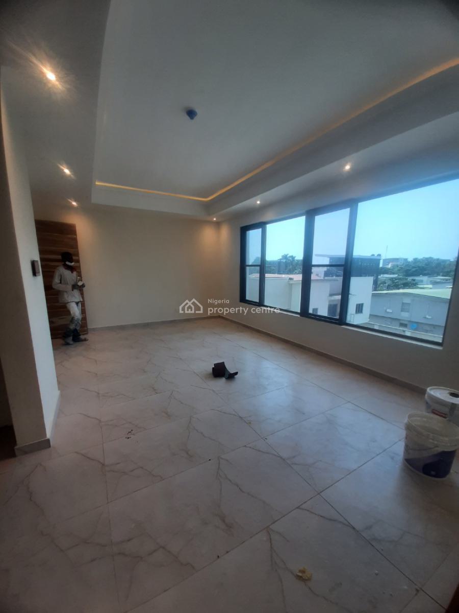 Newly Built and Serviced with 24/7 Power Supply 1 Bedroom En-suite Fla, Victoria Island (vi), Lagos, Mini Flat (room and Parlour) for Rent