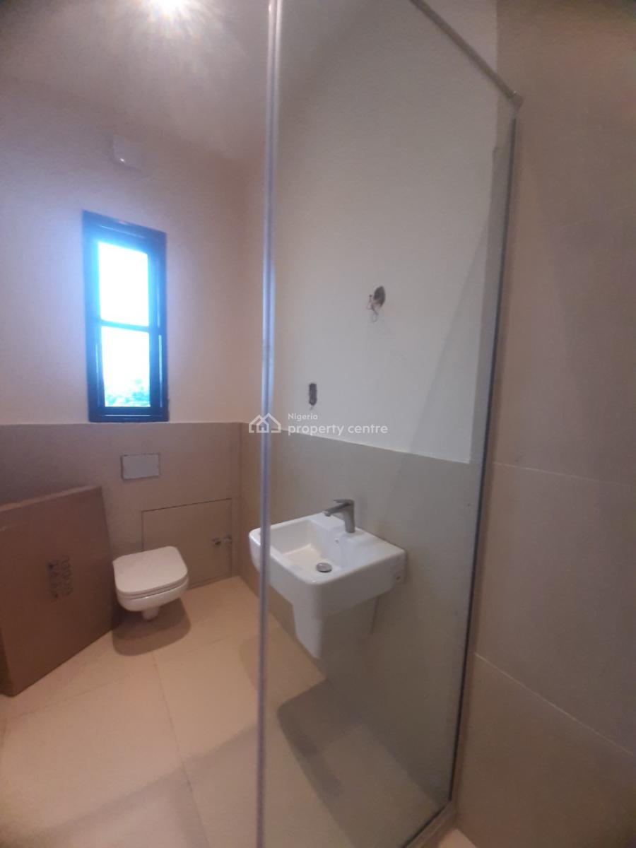 Newly Built and Serviced with 24/7 Power Supply 1 Bedroom En-suite Fla, Victoria Island (vi), Lagos, Mini Flat (room and Parlour) for Rent