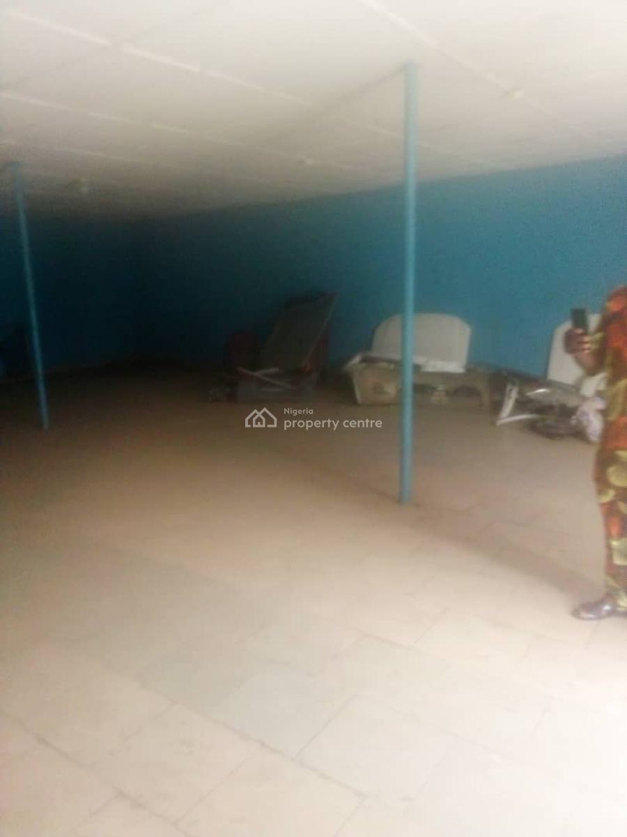 295 Sqm Warehouse., Mobolaji Bank Anthony Way, Ikeja, Lagos, Warehouse for Rent