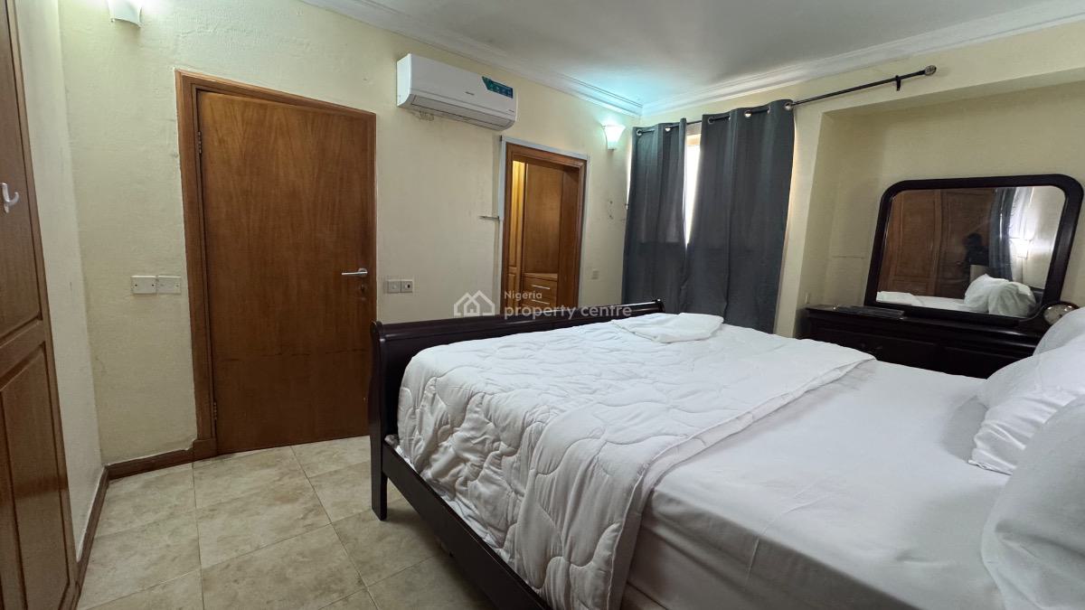 a Timeless 2-bed with Pool,  Ikoyi Club Rd., Ikoyi Club Road, Ikoyi, Lagos, Flat / Apartment Short Let