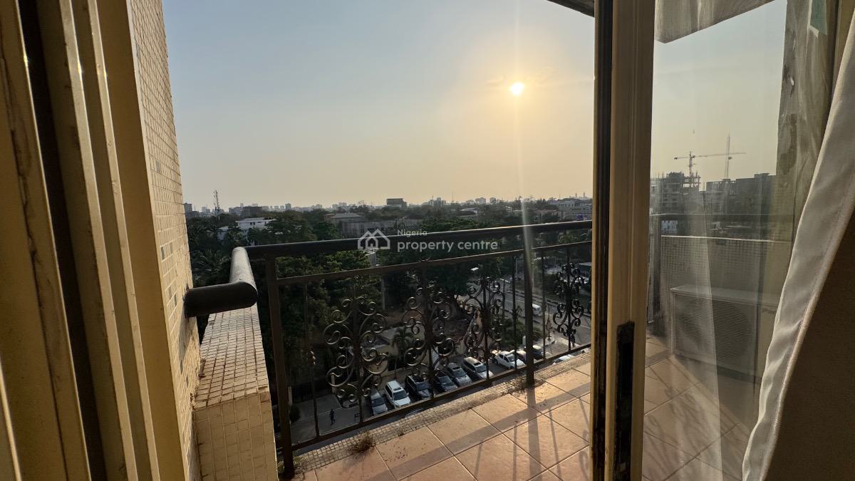 a Timeless 2-bed with Pool,  Ikoyi Club Rd., Ikoyi Club Road, Ikoyi, Lagos, Flat / Apartment Short Let