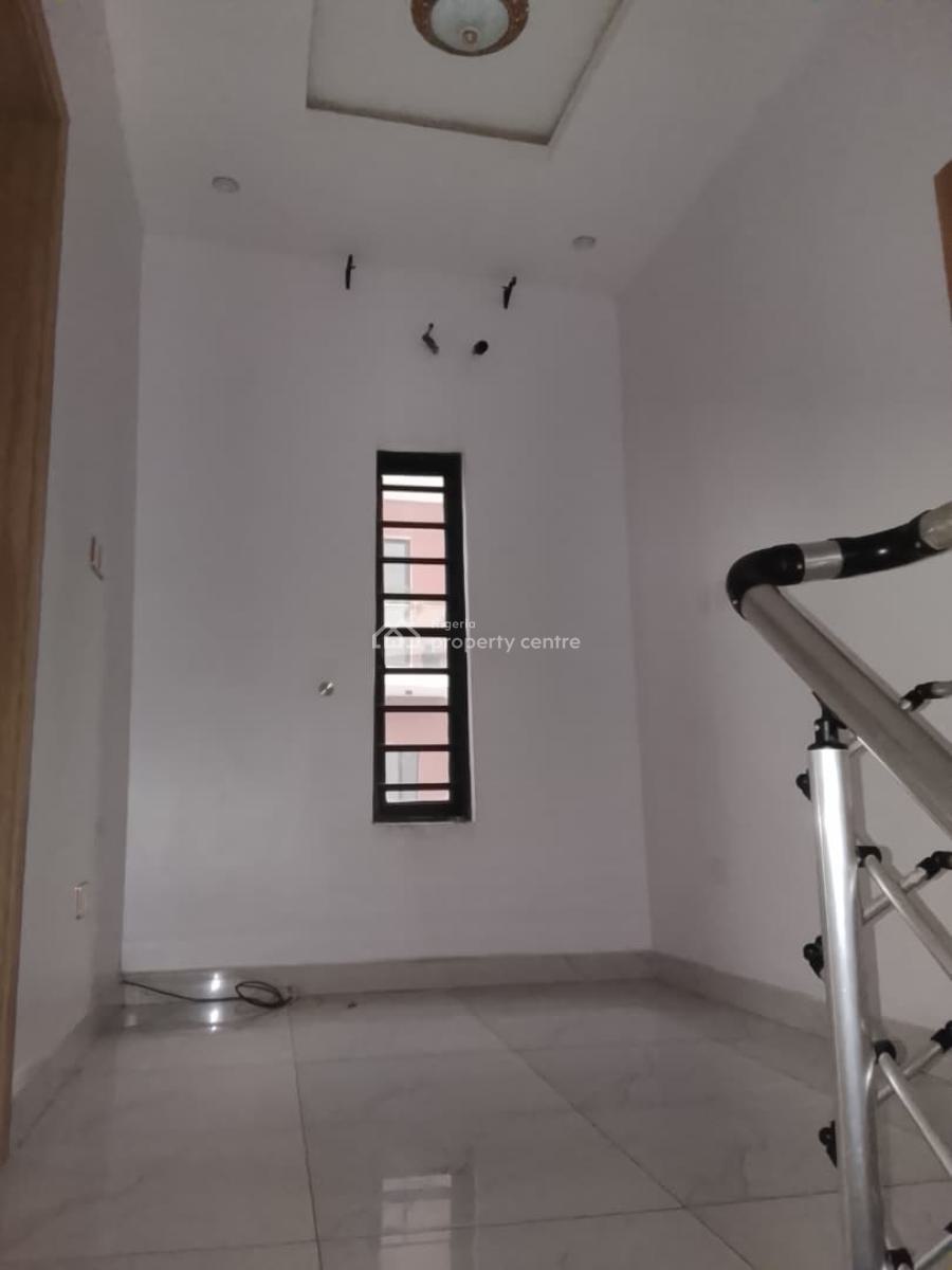 Neatly Built 2 Bedroom Terrace House with Bq, Orchid, Lekki, Lagos, Terraced Duplex for Rent