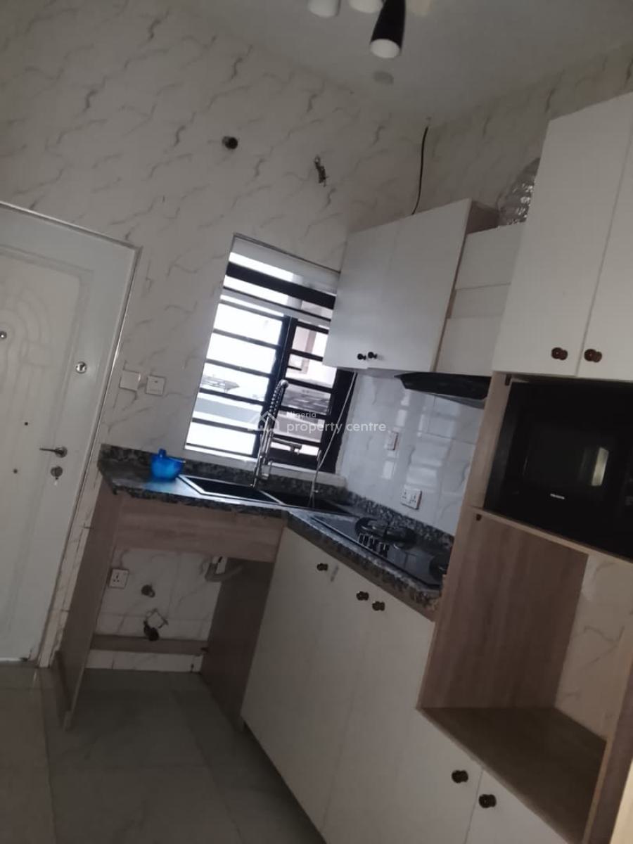 Neatly Built 2 Bedroom Terrace House with Bq, Orchid, Lekki, Lagos, Terraced Duplex for Rent