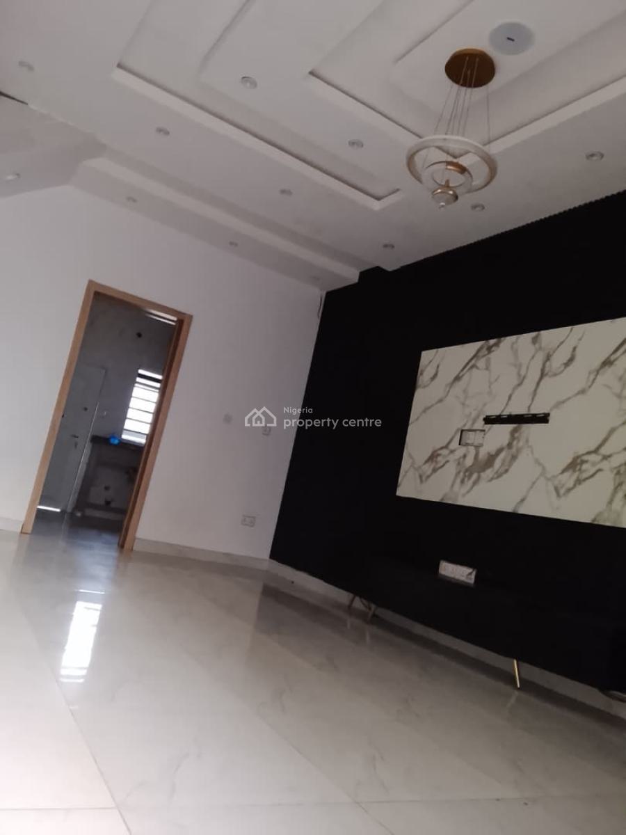 Neatly Built 2 Bedroom Terrace House with Bq, Orchid, Lekki, Lagos, Terraced Duplex for Rent