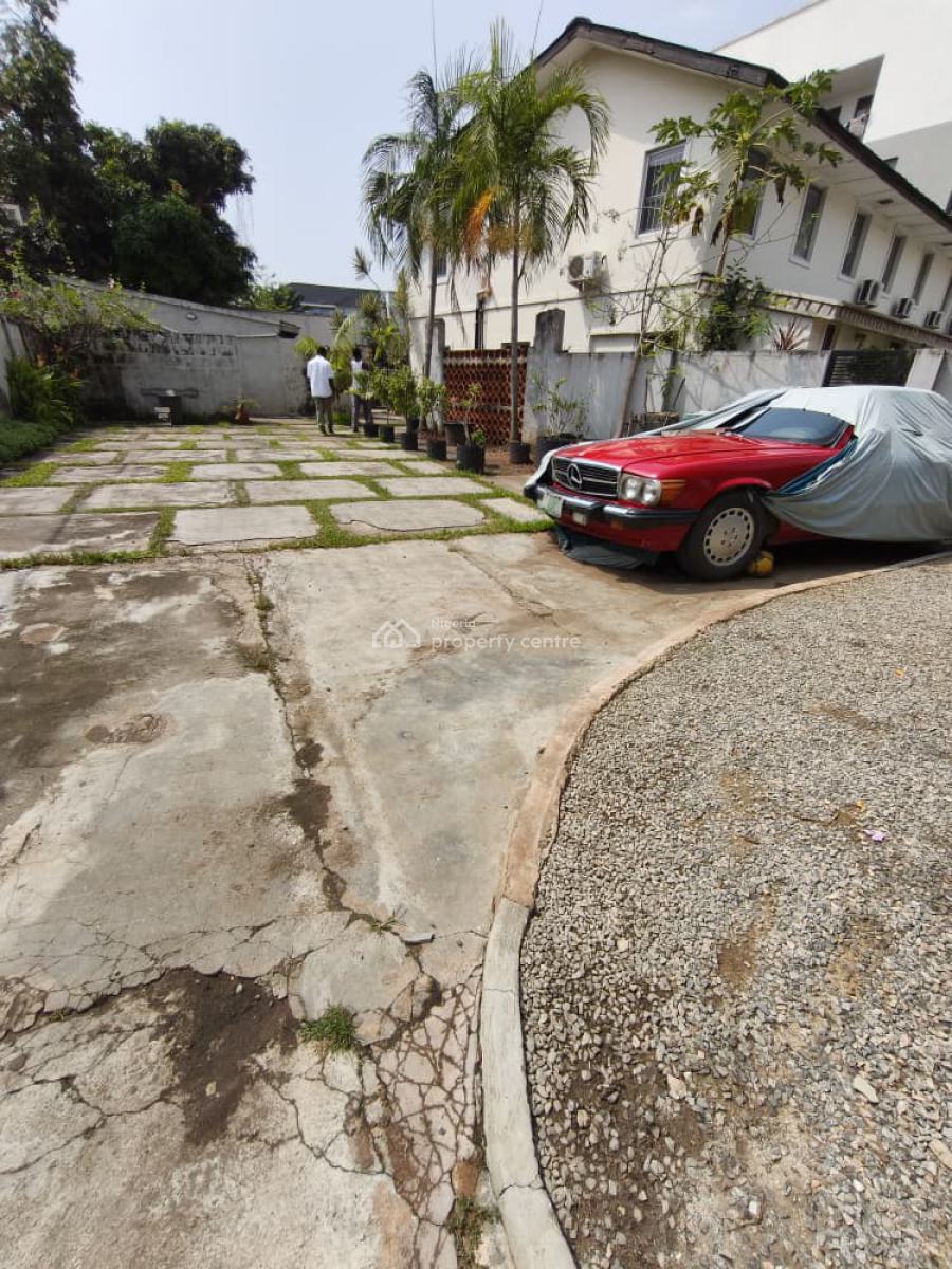 Multi Units of  Apartment on 1700sqm Gated Location in Ikoyi, Old Ikoyi, Ikoyi, Lagos, Flat / Apartment for Rent