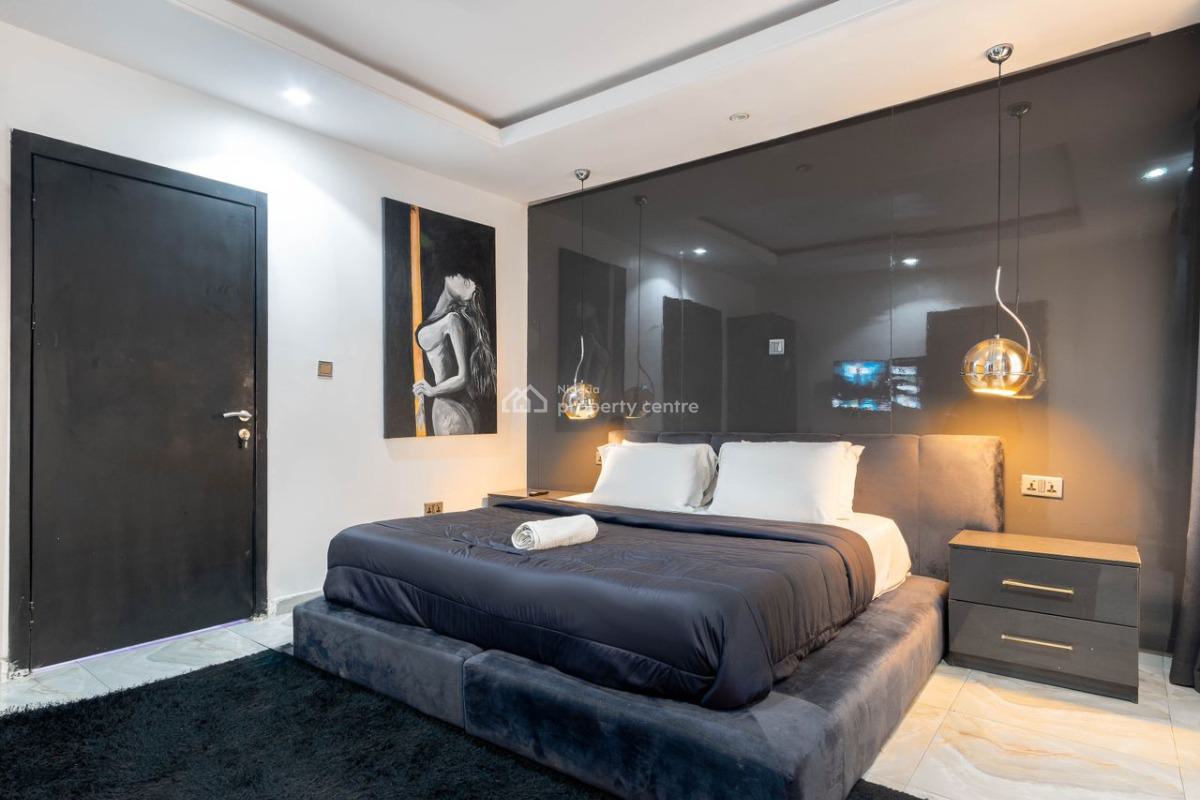 Fantastic 3-bedroom Maisonette, Phase 1,, Lekki, Lagos, House Short Let