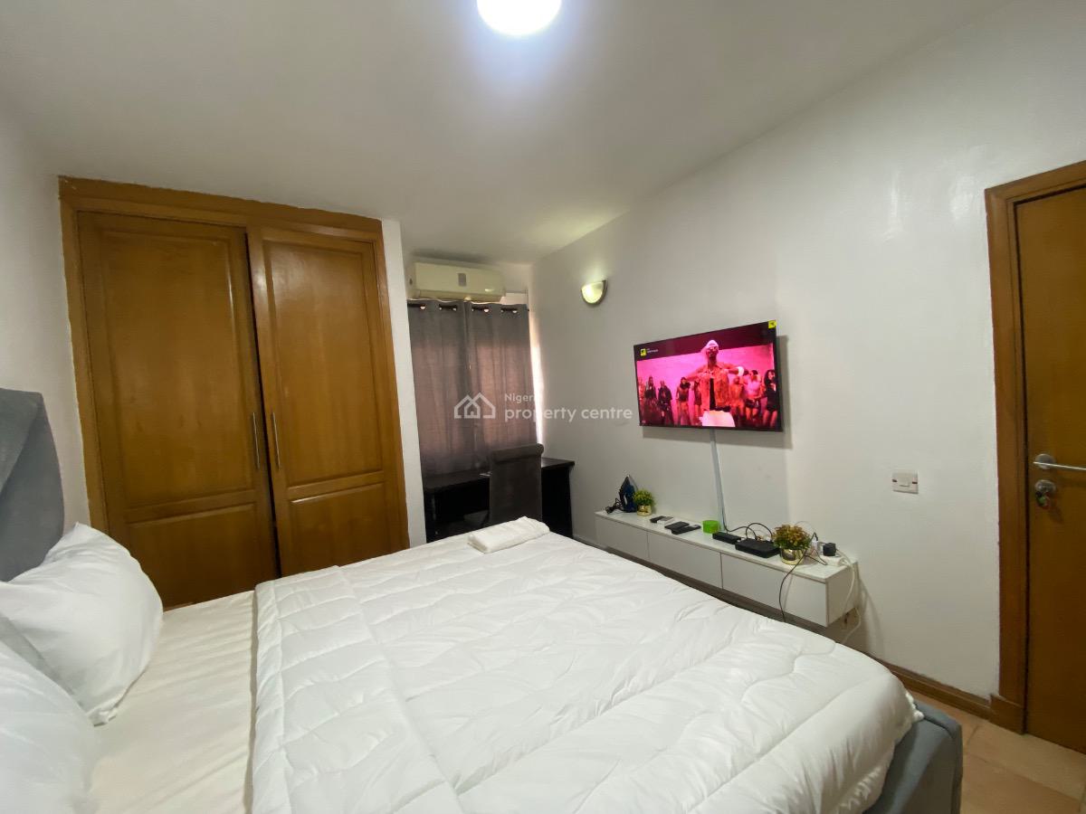 Elevated Studio Apartment with Pool & Gym, Ikoyi Club Road., Ikoyi, Lagos, Self Contain (single Rooms) Short Let