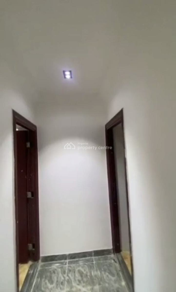 a Spacious 3 Bedroom Flat, Alagomeji, Yaba, Lagos, Flat / Apartment for Rent