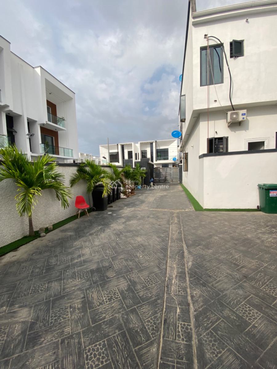 Lovely 2 Bedrooms Terraced Duplex, Orchid Road, Lekki Phase 2, Lekki, Lagos, Terraced Duplex for Rent