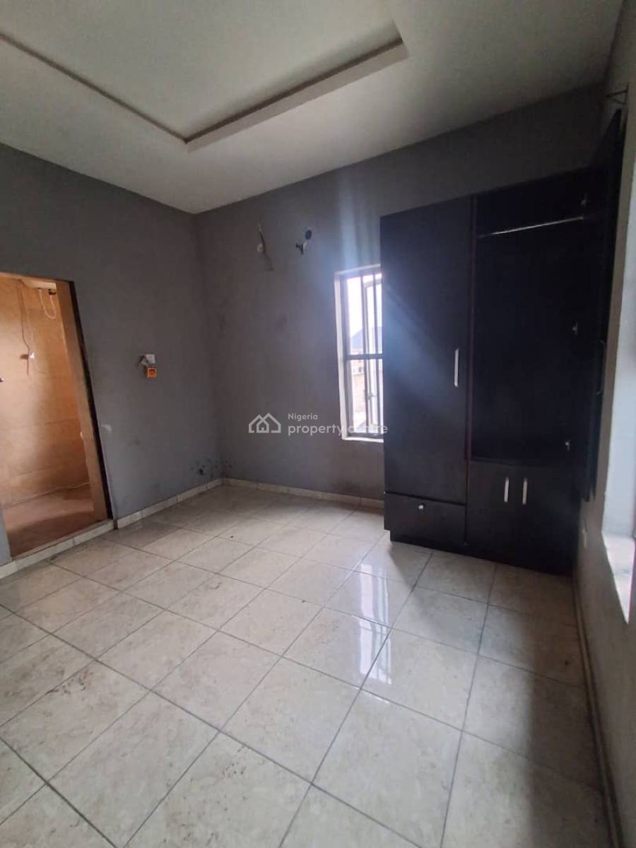 Clean and Very Spacious 2 Bedroom Apartment Available, Badore, Ajah, Lagos, Flat / Apartment for Rent