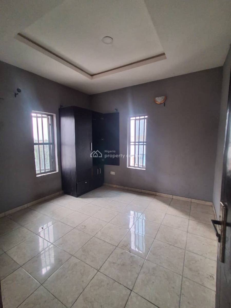 Clean and Very Spacious 2 Bedroom Apartment Available, Badore, Ajah, Lagos, Flat / Apartment for Rent
