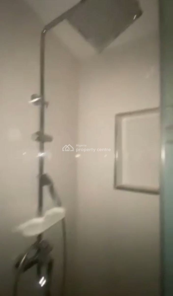 Spacious Standard 3 Bedroom Flat, Off Herbert Macaulay, Yaba, Lagos, Flat / Apartment for Rent