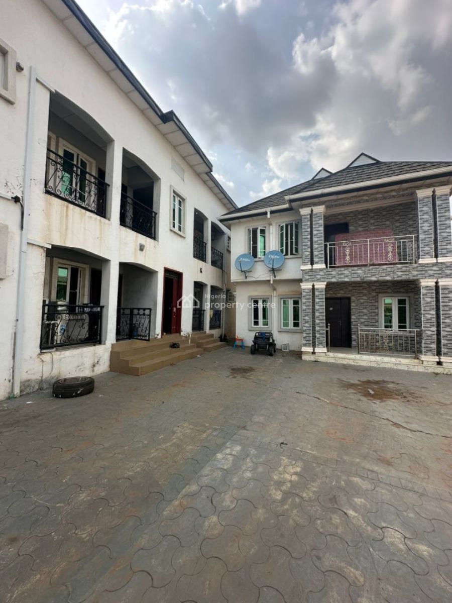 3 Bedroom Duplex with a 4 Flat of 2 Bedroom Each, First Class, Isebo, Alakia, Ibadan, Oyo, Block of Flats for Sale