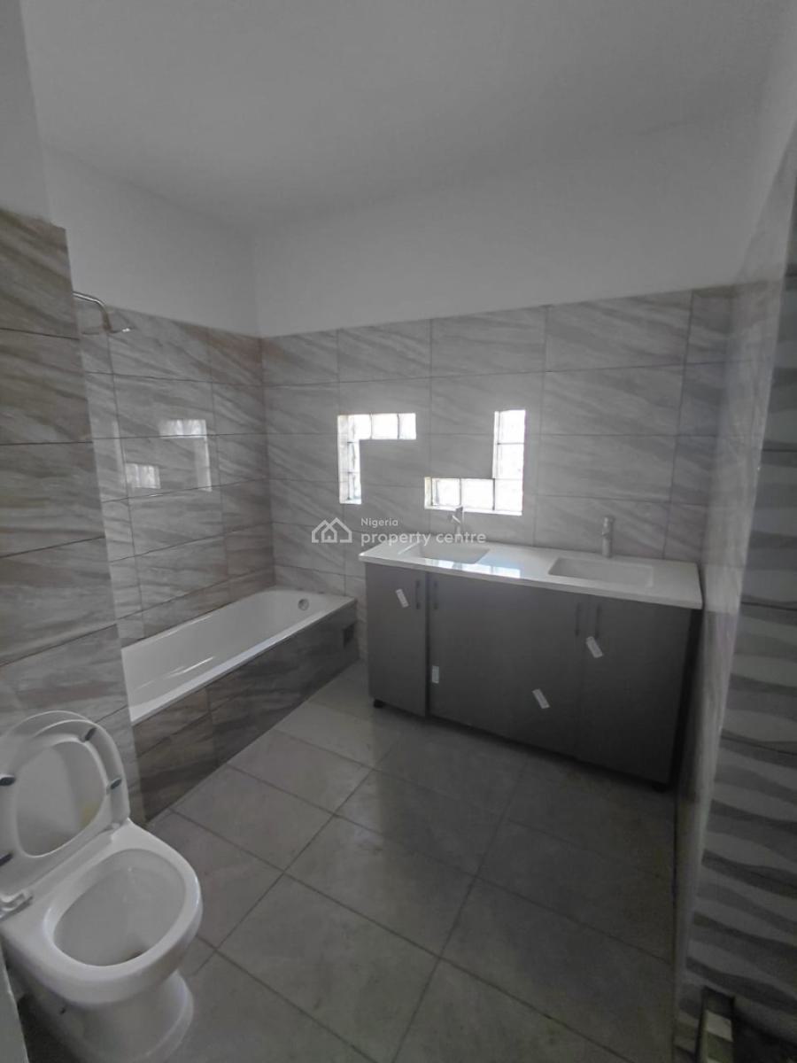 4 Bedroom Terrace Duplexes, Alalubosa Main Gra, Ibadan, Oyo, Terraced Duplex for Sale