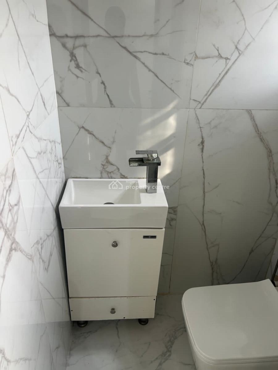 Modern Built Luxury 2 Bedrooms Apartment (upstairs), Badore, Ajah, Lagos, Flat / Apartment for Rent