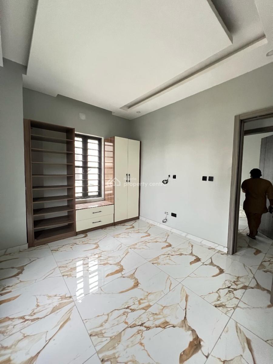 Affordable 2 Bedroom Apartment Bedroom in a Serene Environmen, Lekki Phase 1, Lekki, Lagos, Flat / Apartment for Sale