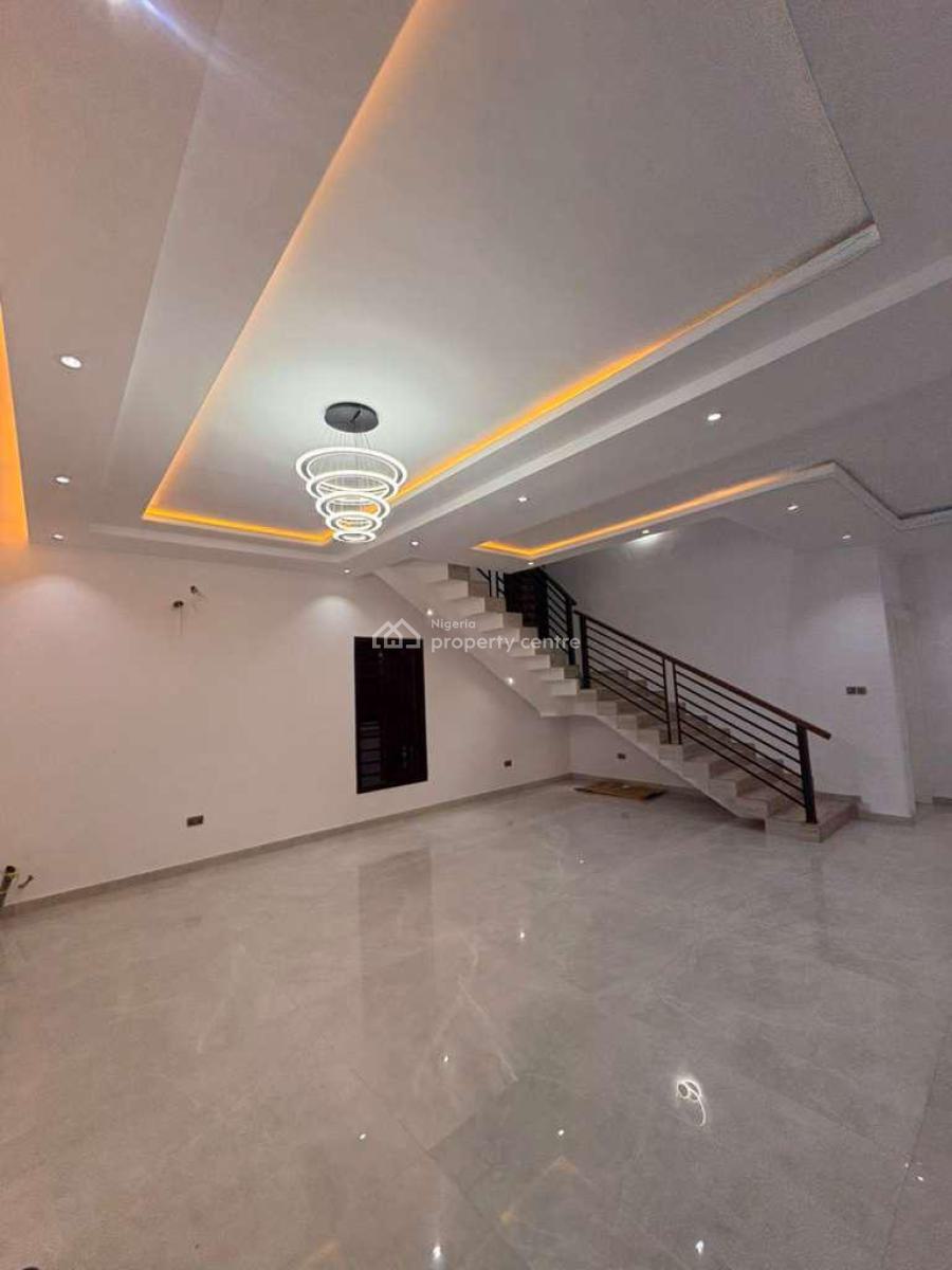 5 Bedroom Duplex with 1 Room Bq, Kolapo Ishola Gra, Ibadan, Oyo, Detached Duplex for Sale