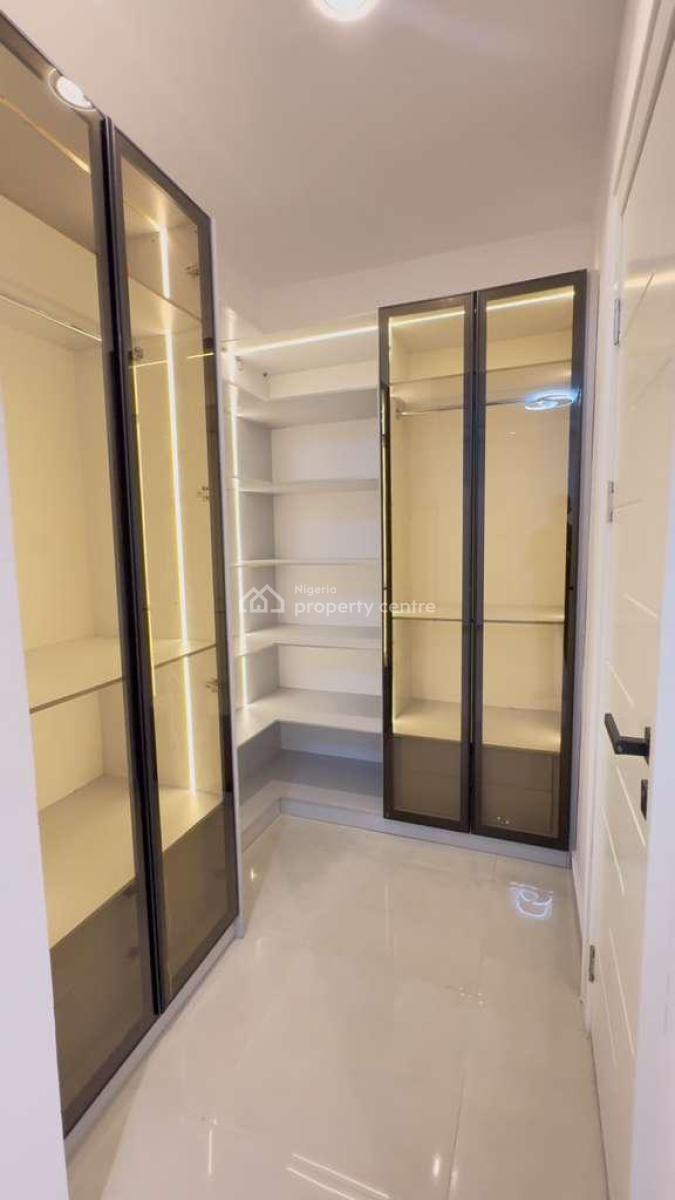 5 Bedroom Duplex with 1 Room Bq, Kolapo Ishola Gra, Ibadan, Oyo, Detached Duplex for Sale