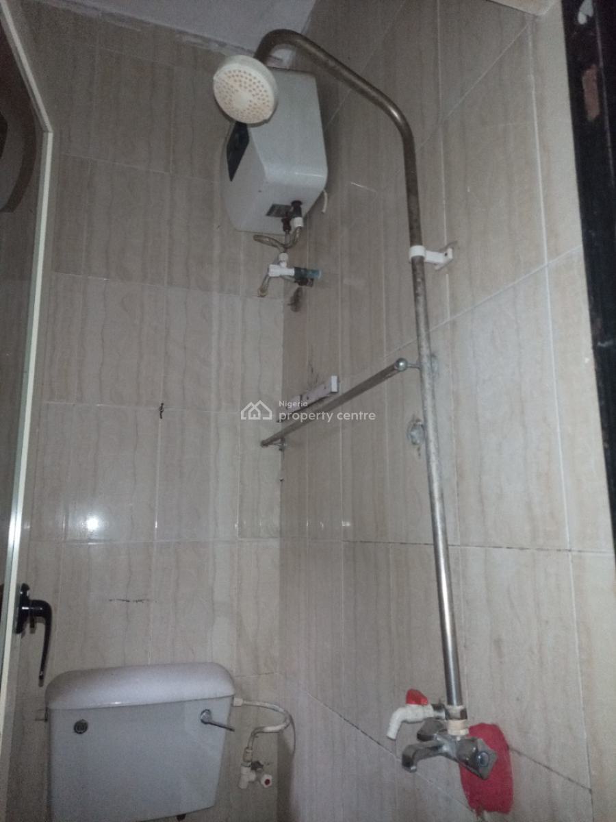 Room and Parlour Self Contain (mini Flat), Mobil Road, Ilaje, Ajah, Lagos, Mini Flat (room and Parlour) for Rent