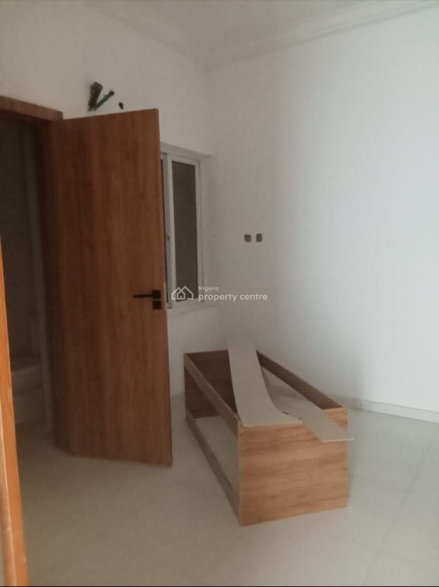 Luxurious 3 Bedroom Water Front Apartment on The 3rd Floor, Northern Foreshore Extension Osapa, Lekki, Lagos, Flat / Apartment for Rent