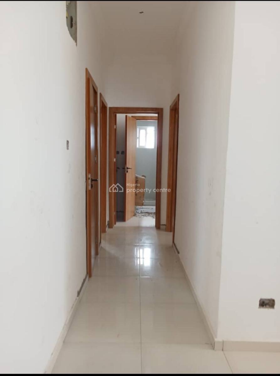 Luxurious 3 Bedroom Water Front Apartment on The 3rd Floor, Northern Foreshore Extension Osapa, Lekki, Lagos, Flat / Apartment for Rent