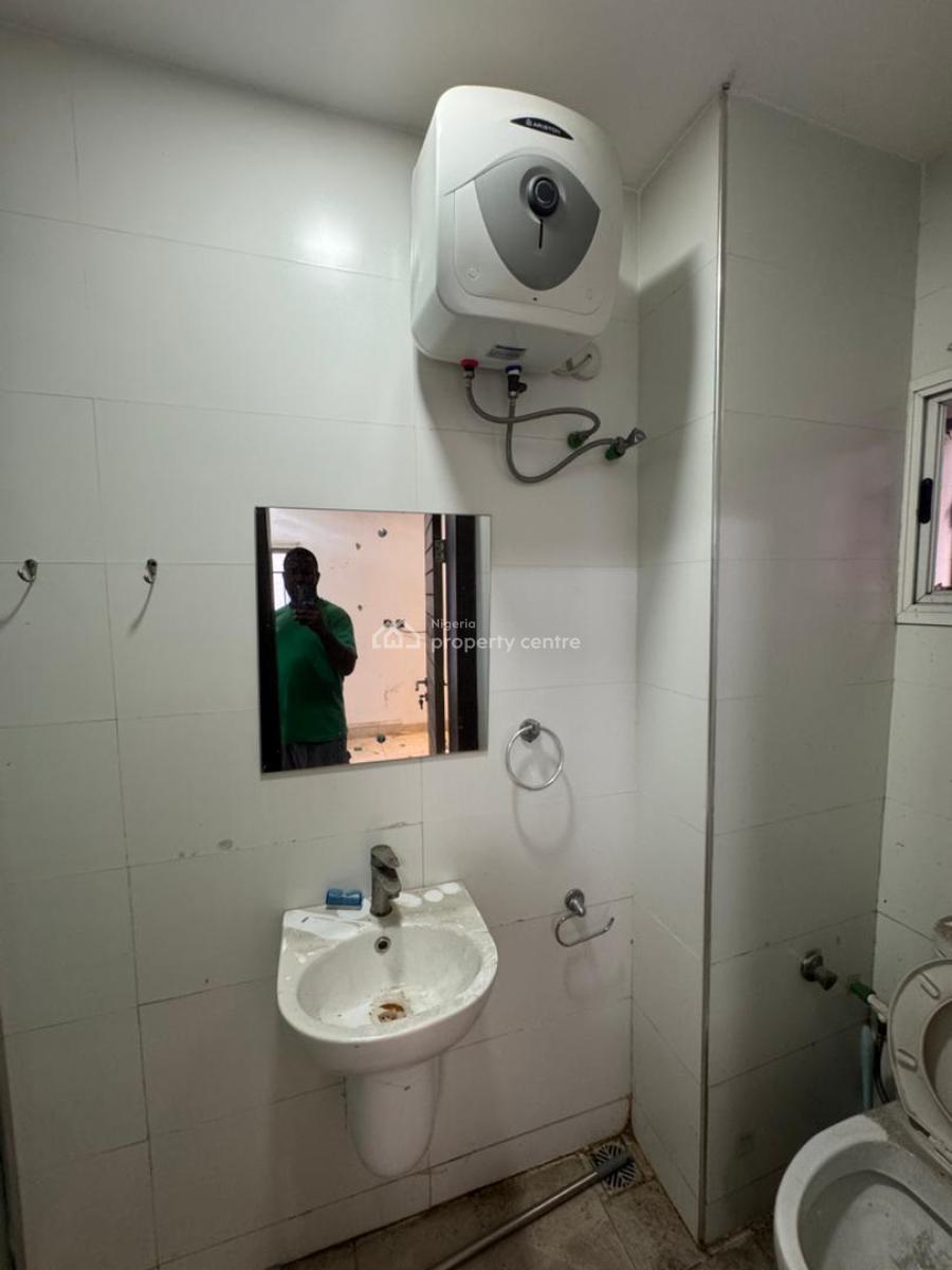 2 Bedroom Apartment, Freedom Way, Lekki Phase 1, Lekki, Lagos, Flat / Apartment for Rent