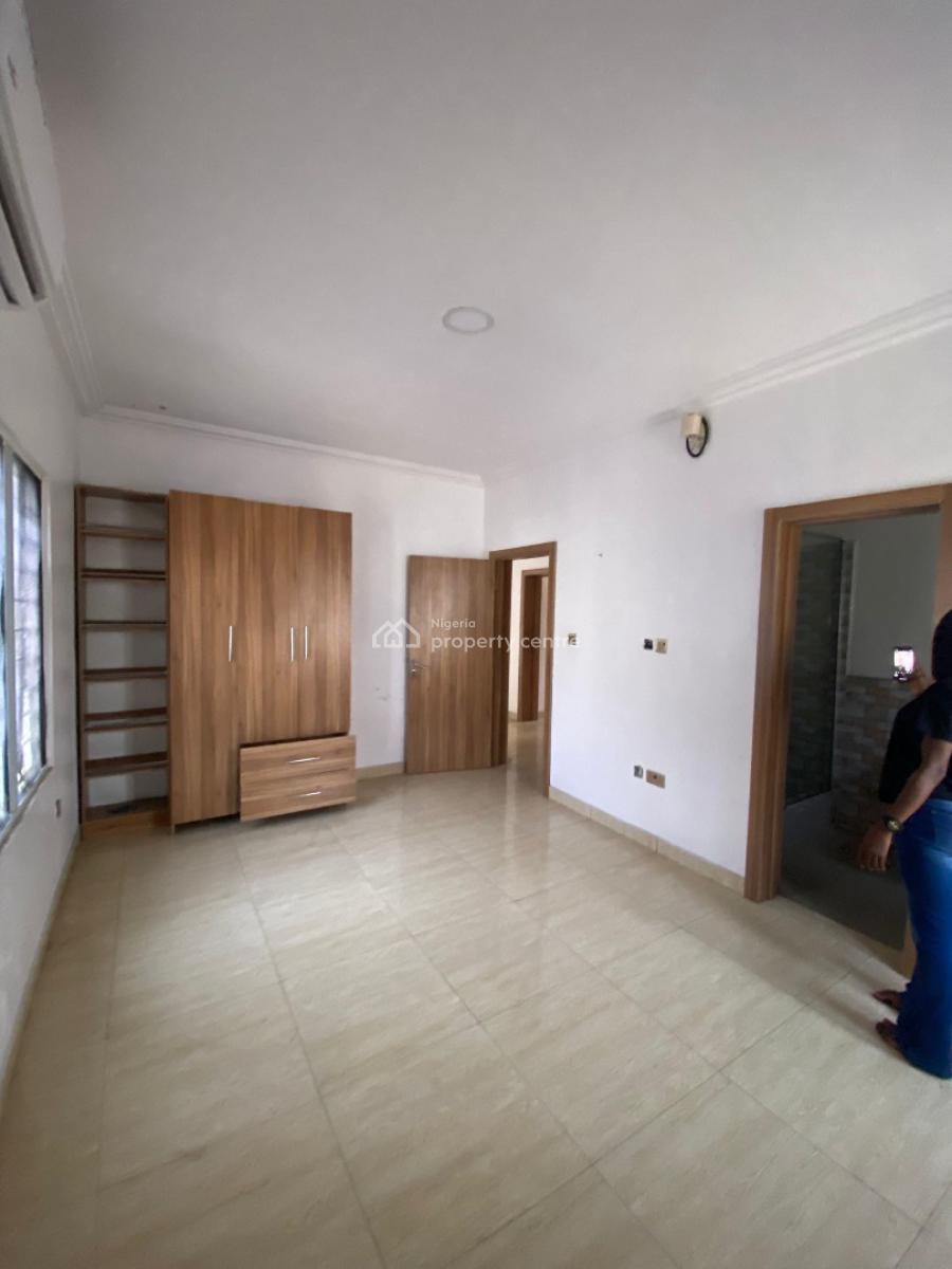 2 Bedroom Apartment, Lekki Scheme 2, Ogombo, Ajah, Lagos, Flat / Apartment for Rent