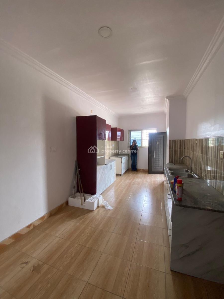 2 Bedroom Apartment, Lekki Scheme 2, Ogombo, Ajah, Lagos, Flat / Apartment for Rent