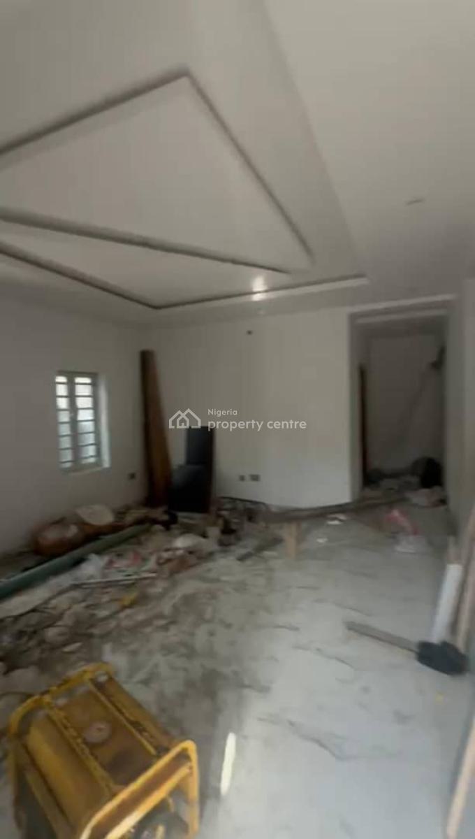 Lovely 2 Bedroom Flat, Ijesha, Surulere, Lagos, Flat / Apartment for Rent