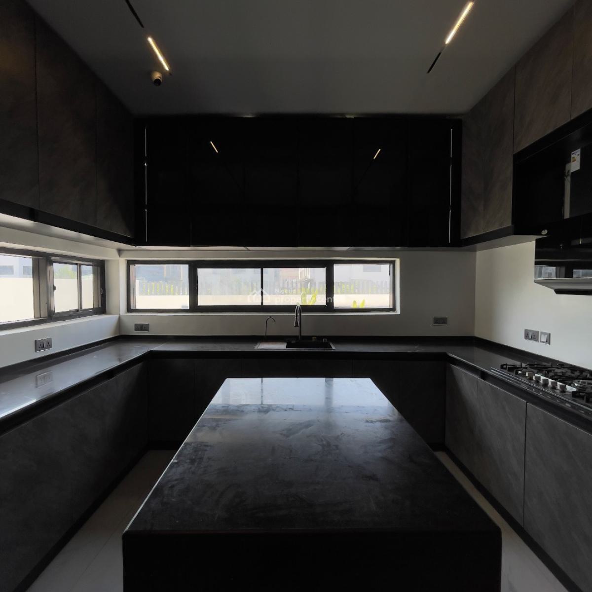 5 Bedroom Duplex, Lekki Phase 1, Lekki, Lagos, Detached Duplex for Sale