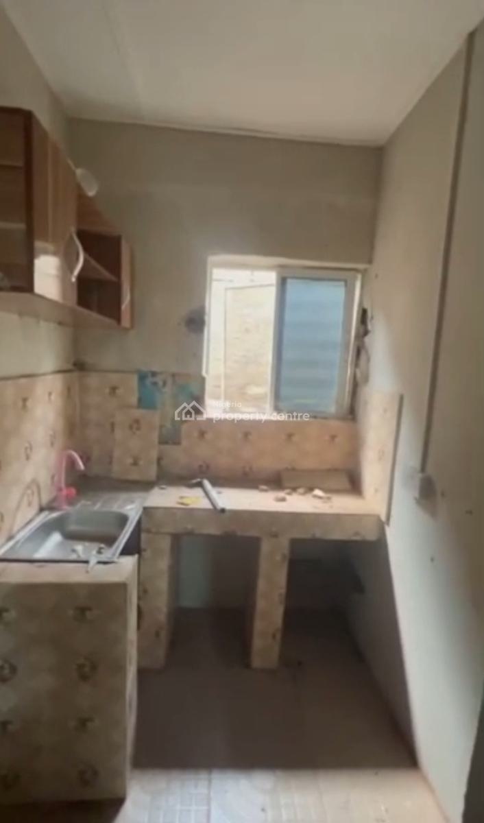 a Spacious Self Contain, Off, Bode Thomas, Surulere, Lagos, Self Contain (single Rooms) for Rent