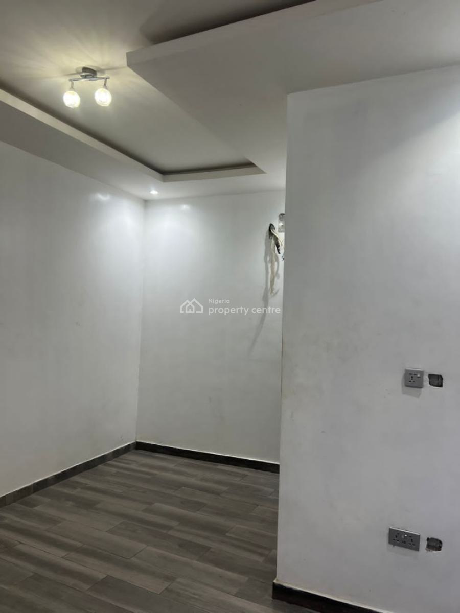 Modern Built Luxury 2 Bedrooms Apartment Upstairs, Badore, Ajah, Lagos, Flat / Apartment for Rent