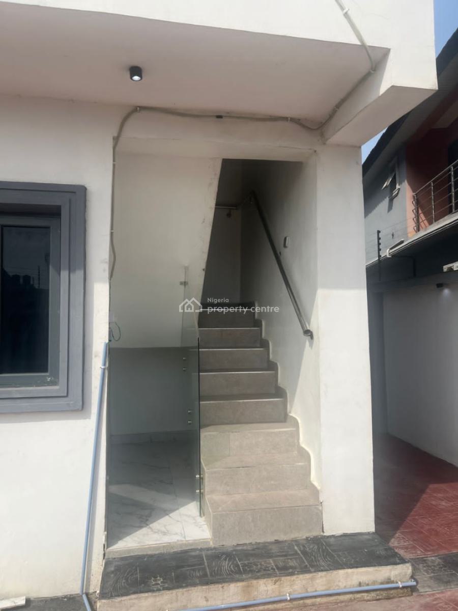 Modern Built Luxury 2 Bedrooms Apartment Upstairs, Badore, Ajah, Lagos, Flat / Apartment for Rent