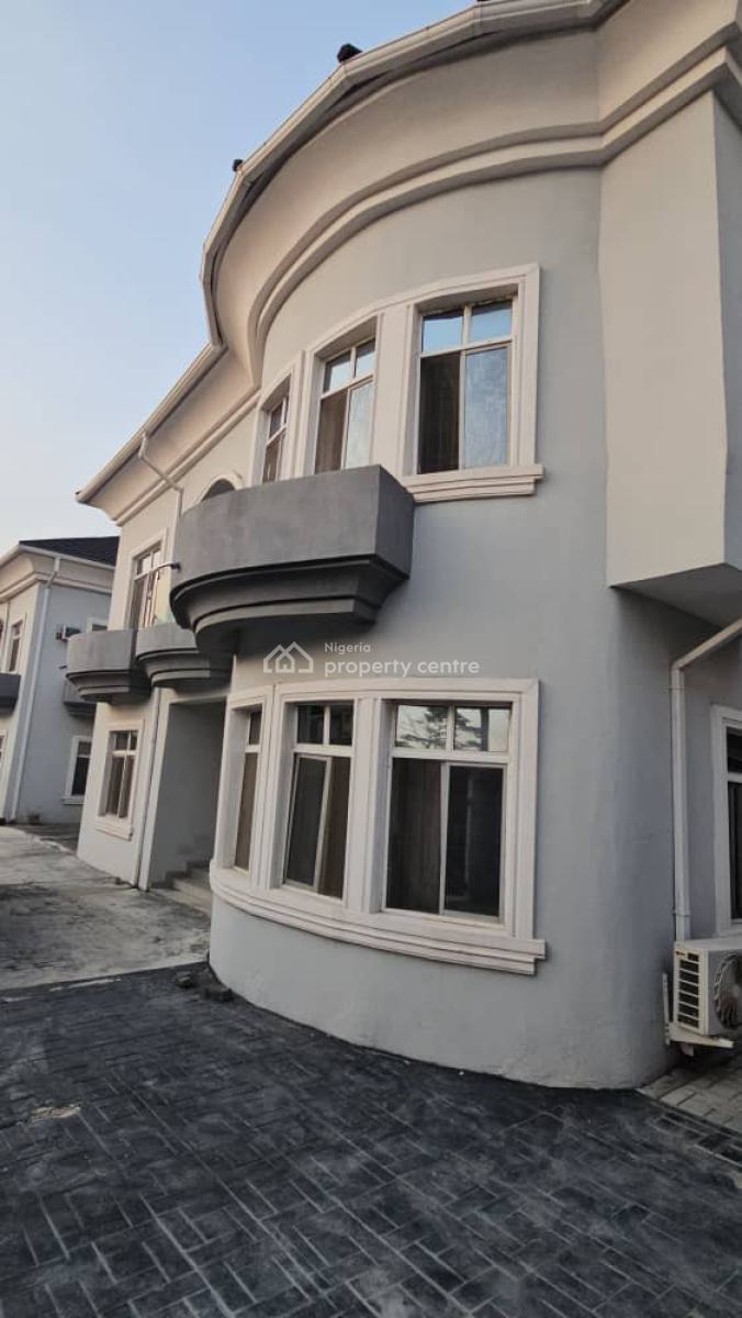 4 Bedroom Duplex with 2 Rooms Servants Quarters, Lekki Phase 1, Lekki, Lagos, Detached Duplex for Rent