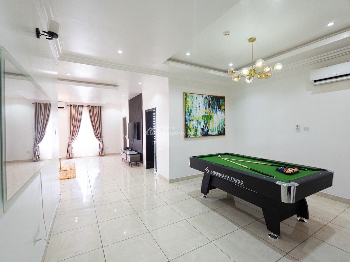 Waterfront 3 Bedroom with Swimming Pool, Gym and Ps5 Game on Request, Lekki Phase 1, Lekki, Lagos, Flat / Apartment Short Let
