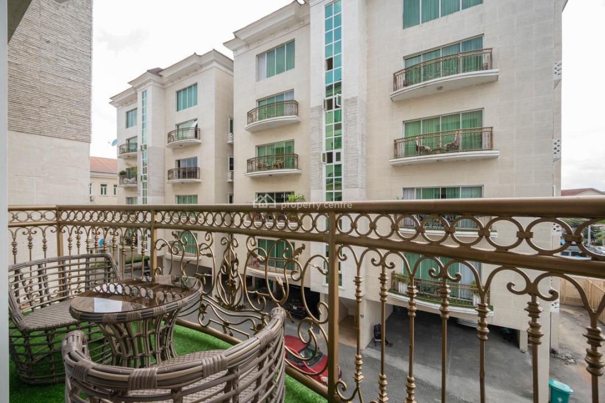 *brand New 2bedroom Smart Home with 2 Balconies, Swimming Pool  Gym, Lekki Phase 1, Lekki, Lagos, Flat / Apartment Short Let
