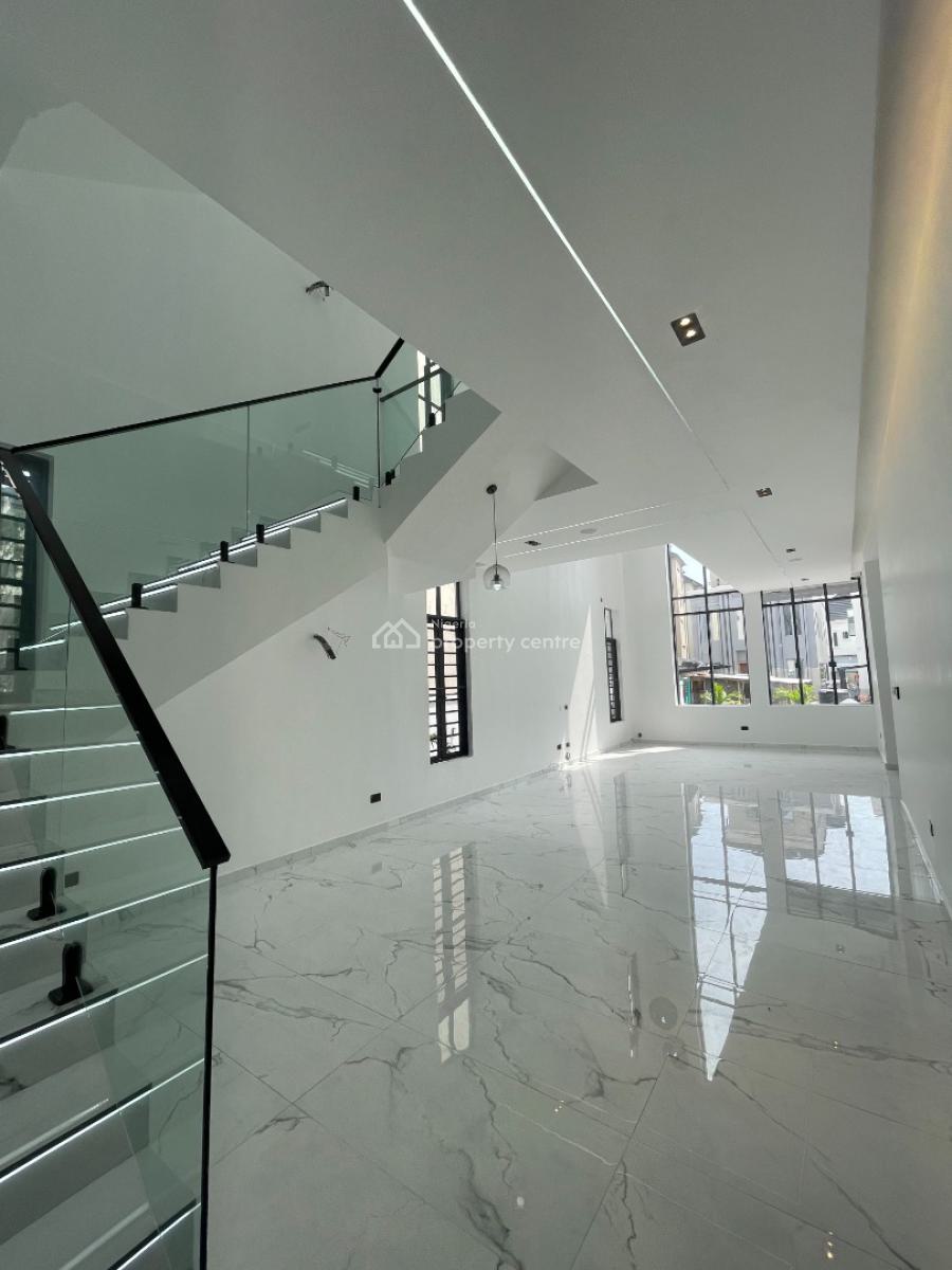 6 Bedrooms Detached Duplex, Megamound, Lekky County, Vgc, Lekki, Lagos, Detached Duplex for Sale