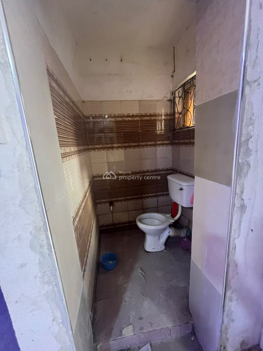 Decent Miniflat Available with 2 Toilet and 2 Bathroom, Abule Oja, Yaba, Lagos, Mini Flat (room and Parlour) for Rent