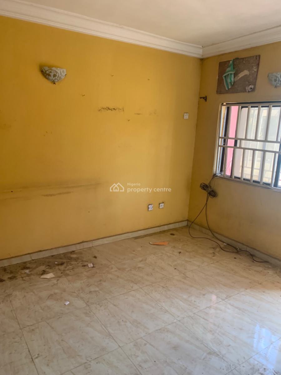Spacious 2 Bedroom Flat on The Ground Floor, Dutse, Apo, Abuja, Flat / Apartment for Rent
