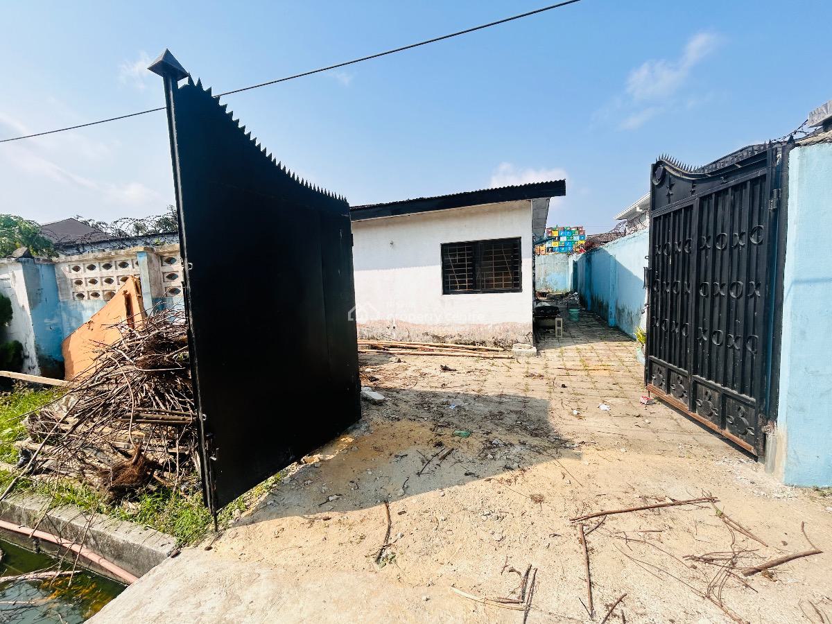 2 Bedroom Semi Detached with Fence, Abraham Adesanya Housing Estate, Off Lekki-epe Expressway, Ibeju Lekki, Lagos, Semi-detached Bungalow for Rent