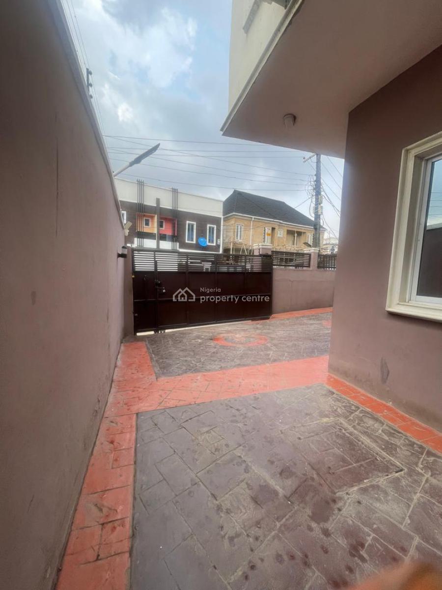 Lovely 2 Bedroom Flat Apartment, Olowora, Magodo, Lagos, Flat / Apartment for Rent