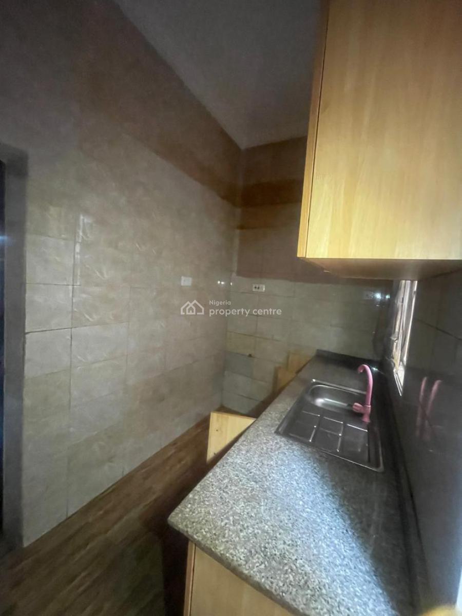 Lovely 2 Bedroom Flat Apartment, Olowora, Magodo, Lagos, Flat / Apartment for Rent