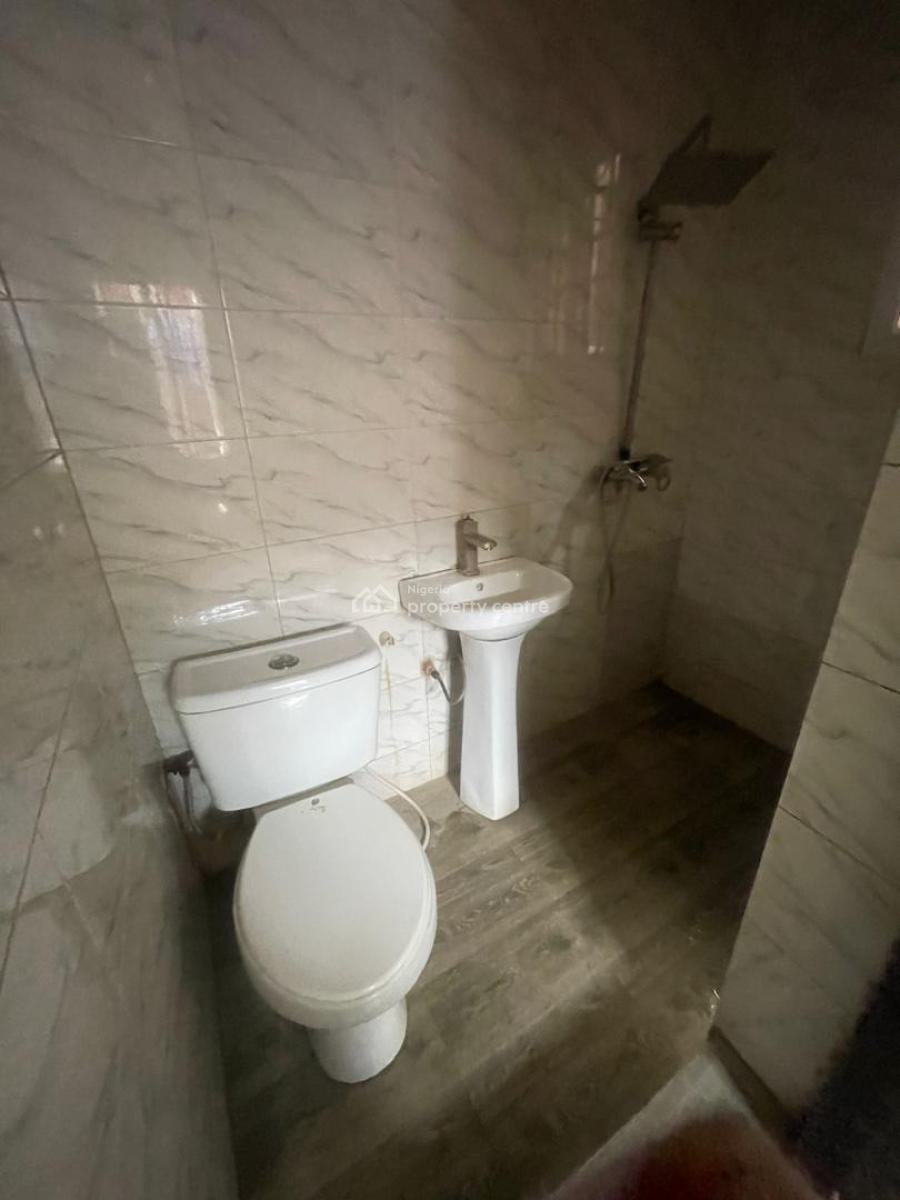 Lovely 2 Bedroom Flat Apartment, Olowora, Magodo, Lagos, Flat / Apartment for Rent