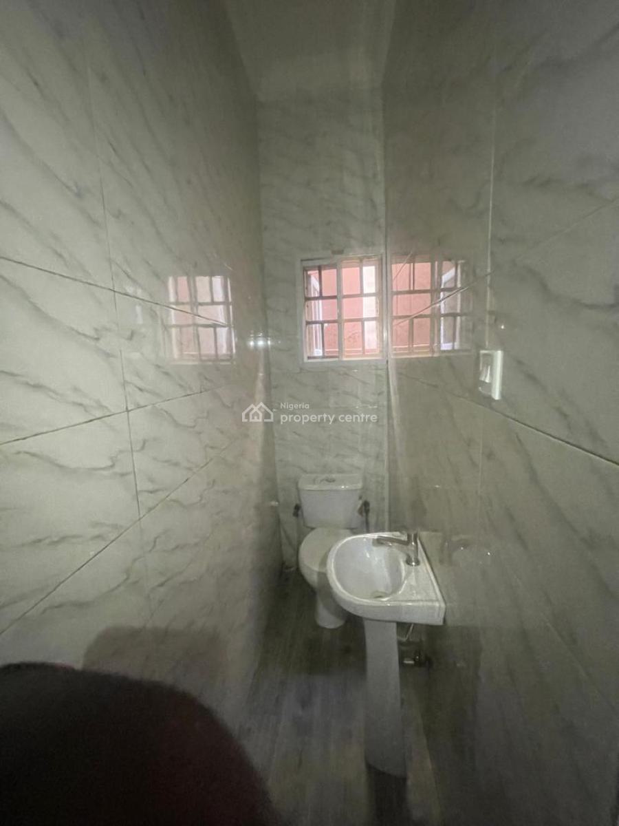 Lovely 2 Bedroom Flat Apartment, Olowora, Magodo, Lagos, Flat / Apartment for Rent