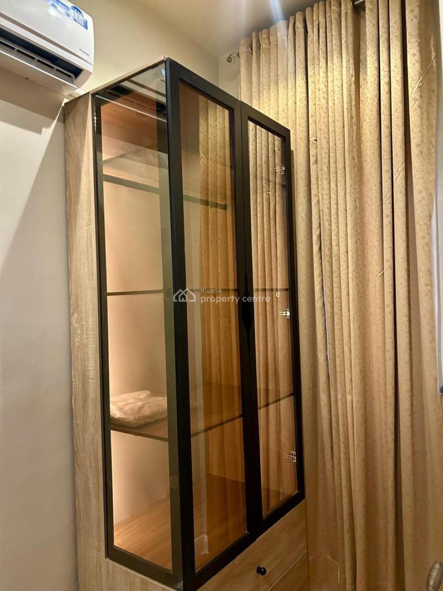 Luxury New 1 Bedroom with Ps5 -big Mirror -board Games - Balcony, Lekki Phase 1, Lekki, Lagos, Flat / Apartment Short Let