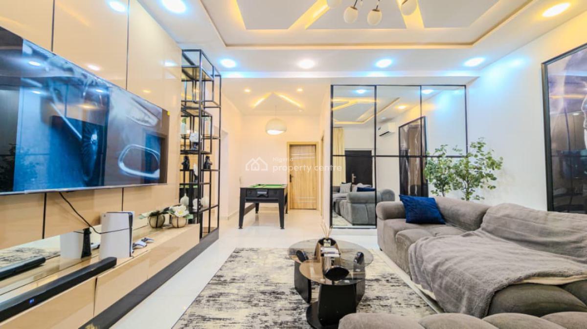 Cozy and Lovely Two Bedroom Apartment, Lekki Phase 1, Lekki, Lagos, House Short Let