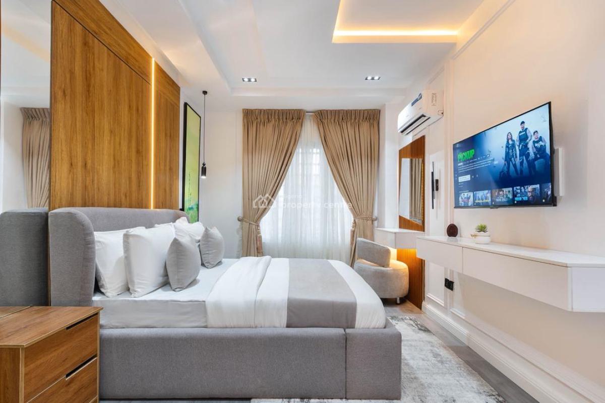 Meadow Two Bed Is Available for Immediate Check-in, Lekki Phase 1, Lekki, Lagos, Flat / Apartment Short Let