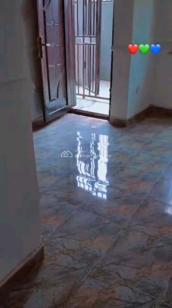 Very Decent and Spacious Miniflat Apartment, Off Pedro Road, Ladilak, Shomolu, Lagos, Mini Flat (room and Parlour) for Rent