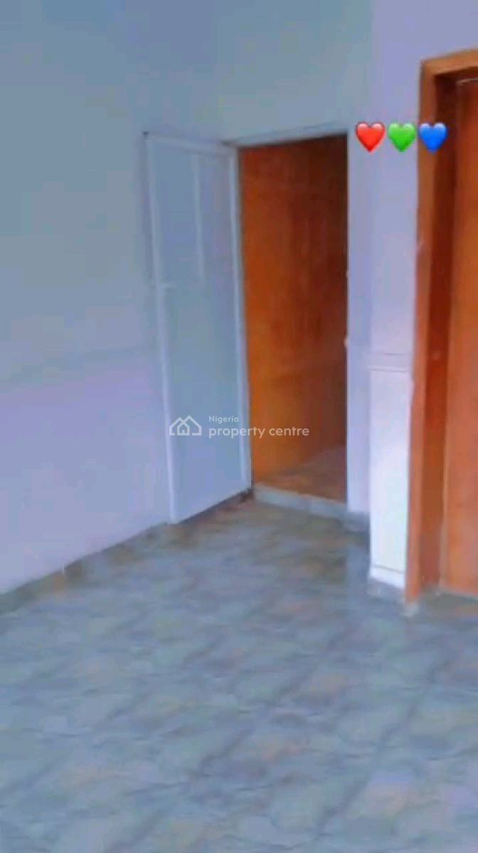 Very Decent and Spacious Miniflat Apartment, Off Pedro Road, Ladilak, Shomolu, Lagos, Mini Flat (room and Parlour) for Rent